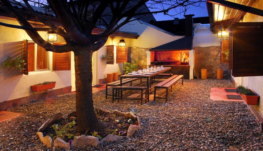 Hostel Los Troncos Сан-Карлос-де-Барилоче Экстерьер фото