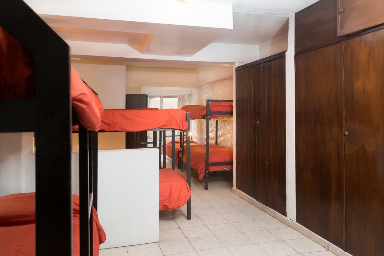 Hostel Los Troncos Сан-Карлос-де-Барилоче Экстерьер фото