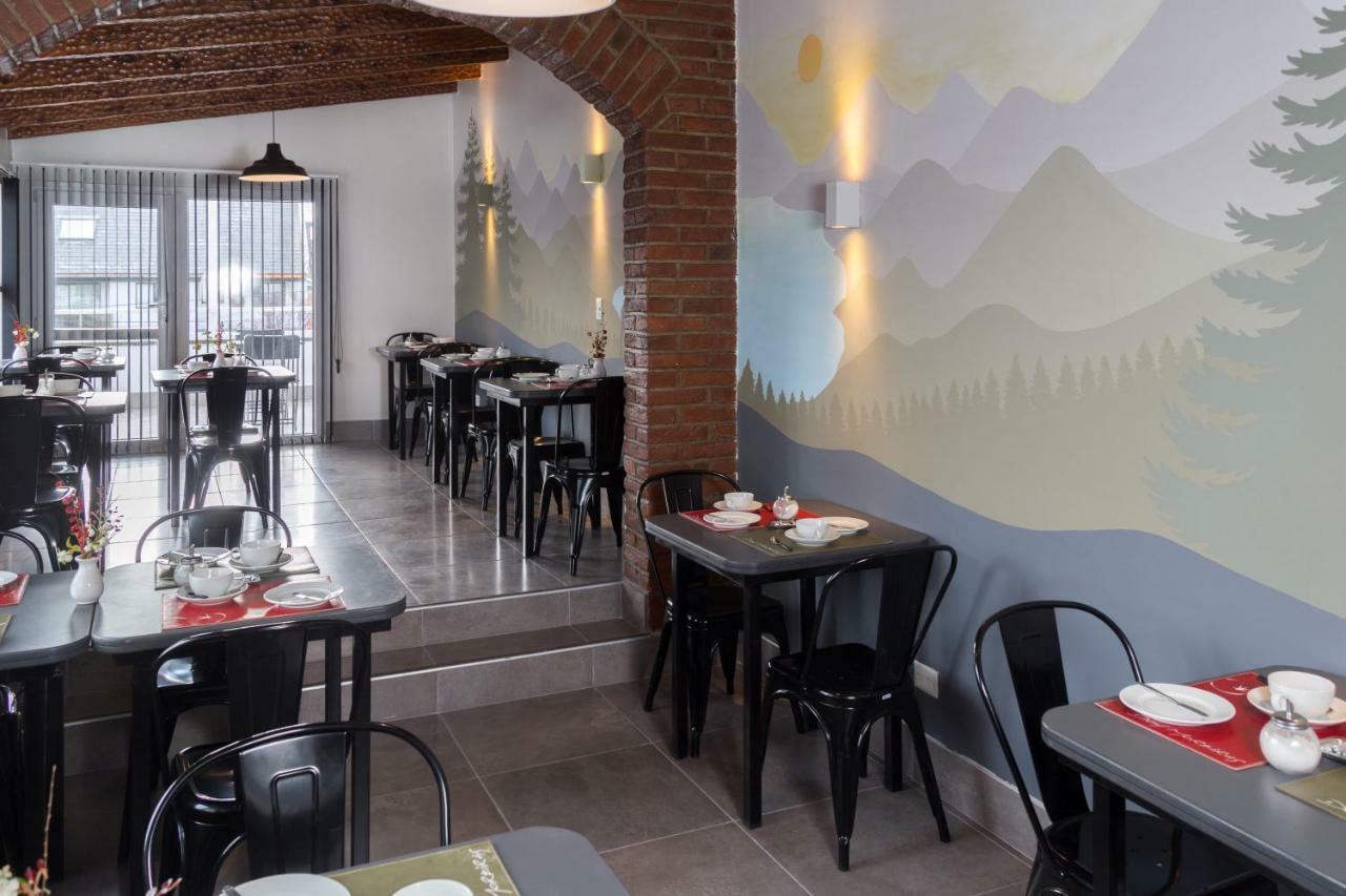 Hostel Los Troncos Сан-Карлос-де-Барилоче Экстерьер фото