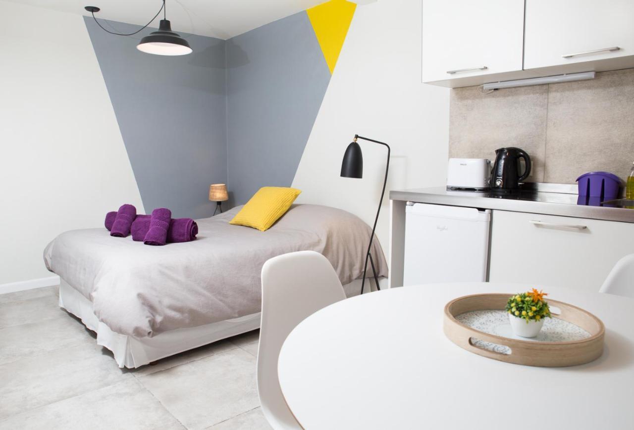 Hostel Los Troncos Сан-Карлос-де-Барилоче Экстерьер фото